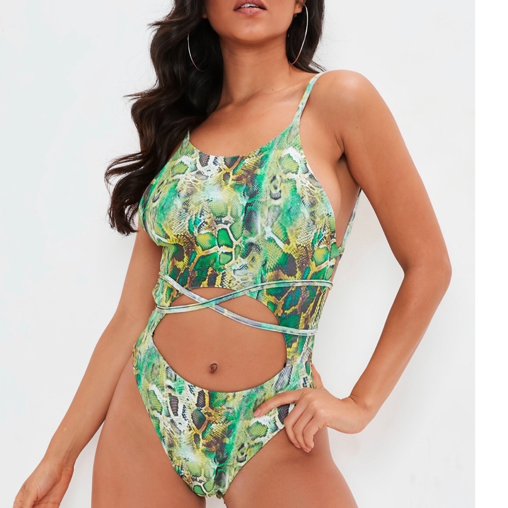 Green snake one piece
